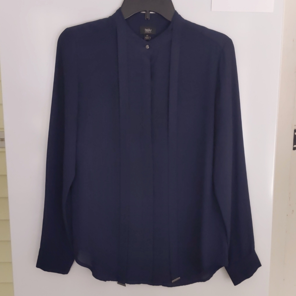 Mossimo navy tie front shirt, size S